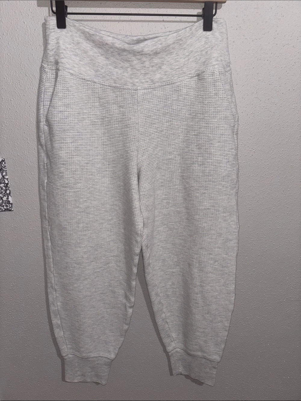 Athleta Coaster Luxe Waffle High Rise Jogger (size Medium Petite)